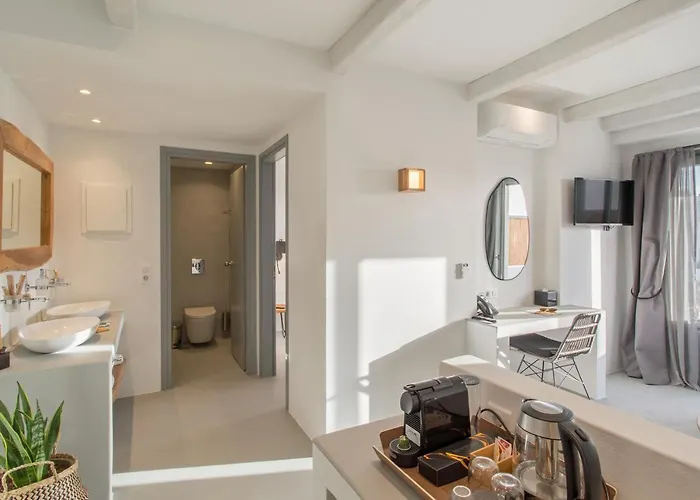 Paros Cape 4* Νάουσα