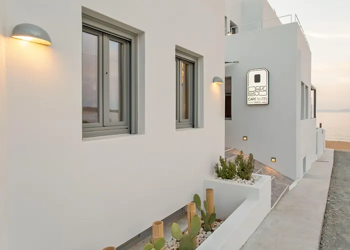 Paros Cape Ξενοδοχείο με διαμερίσματα 4*