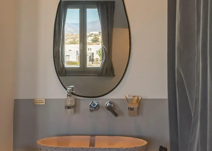 Paros Cape Νάουσα