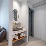 Paros Cape Apartmanhotel Náusza