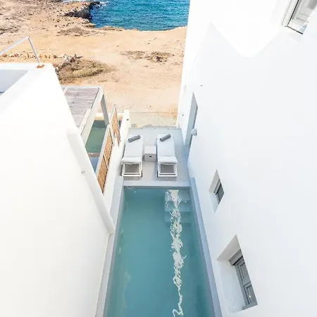 Paros Cape アパートホテル 4*
