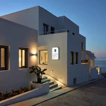 Paros Cape アパートホテル ナウサ